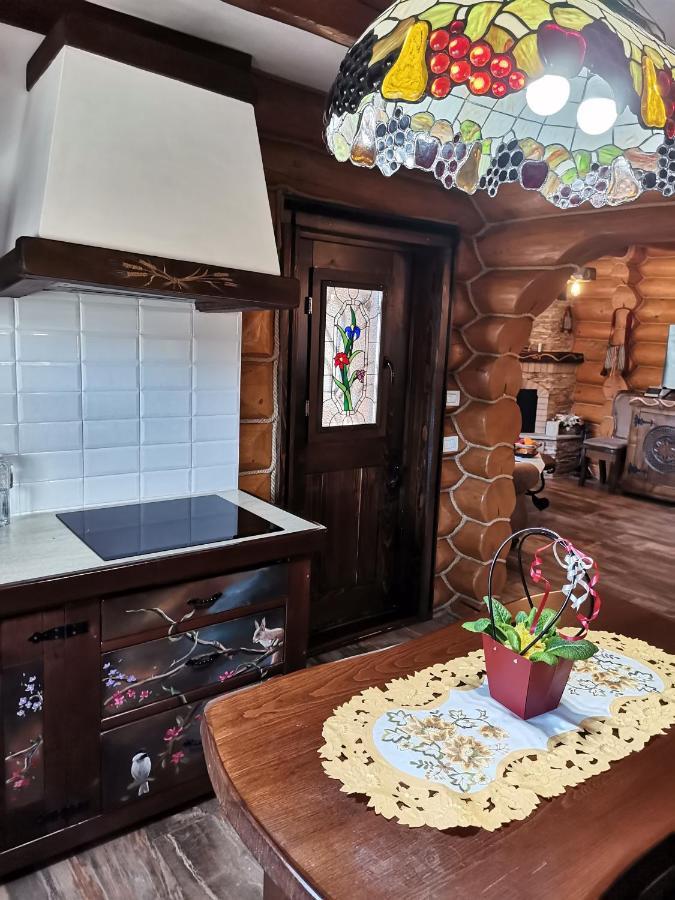 Casa De Poveste Sucevita Bagian luar foto